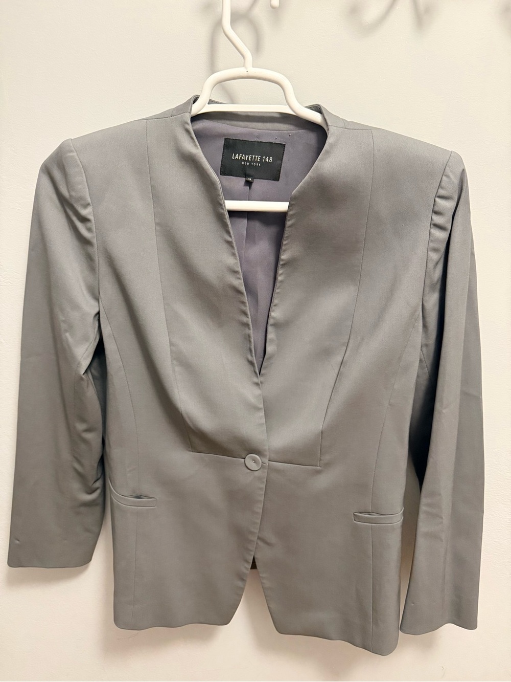 Lafayette 148 New York Light Gray Collarless Single-Button Blazer